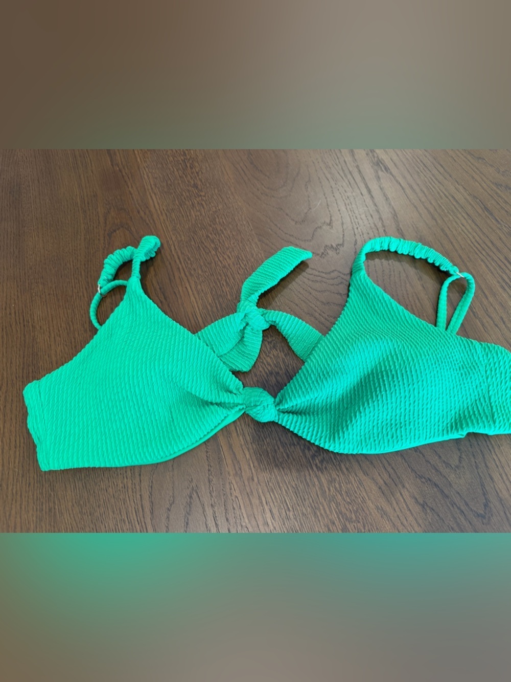Raisins vibrant green ribbed bikini top